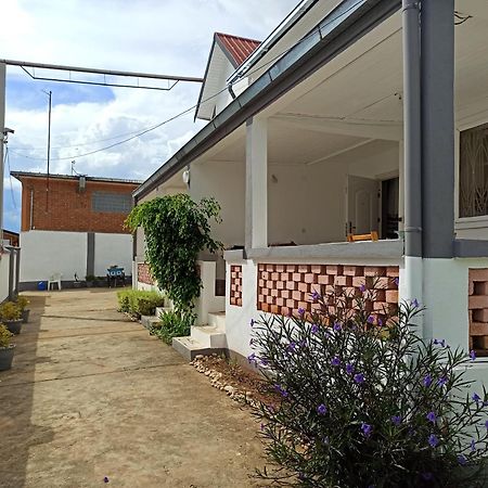 Chez Jeanne Chambre D'Hote Antananarivo Bagian luar foto